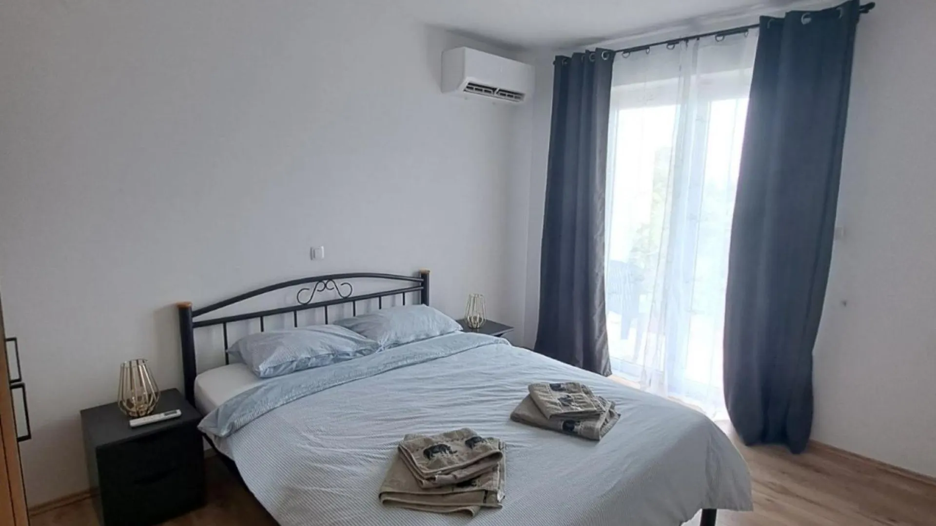 Elegant Brsec Apartments With Sea View
