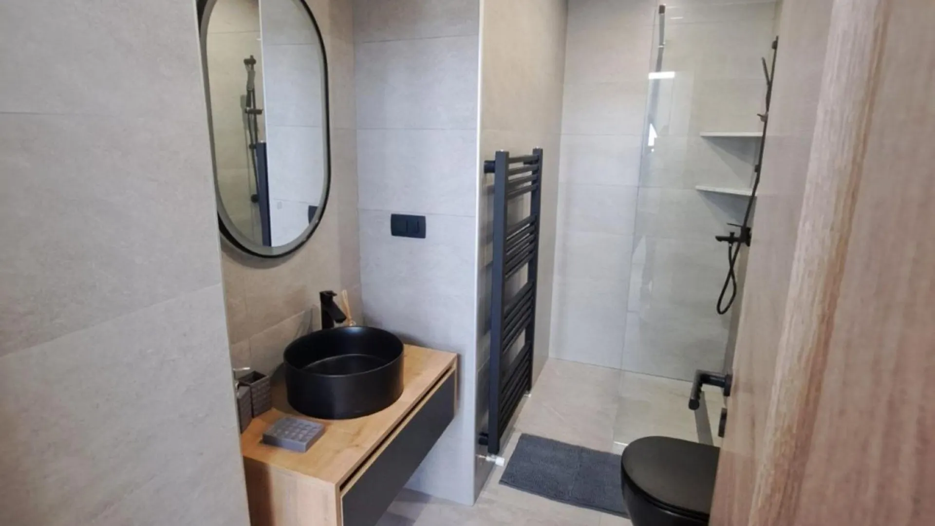 Elegant Brsec Apartments With Sea View