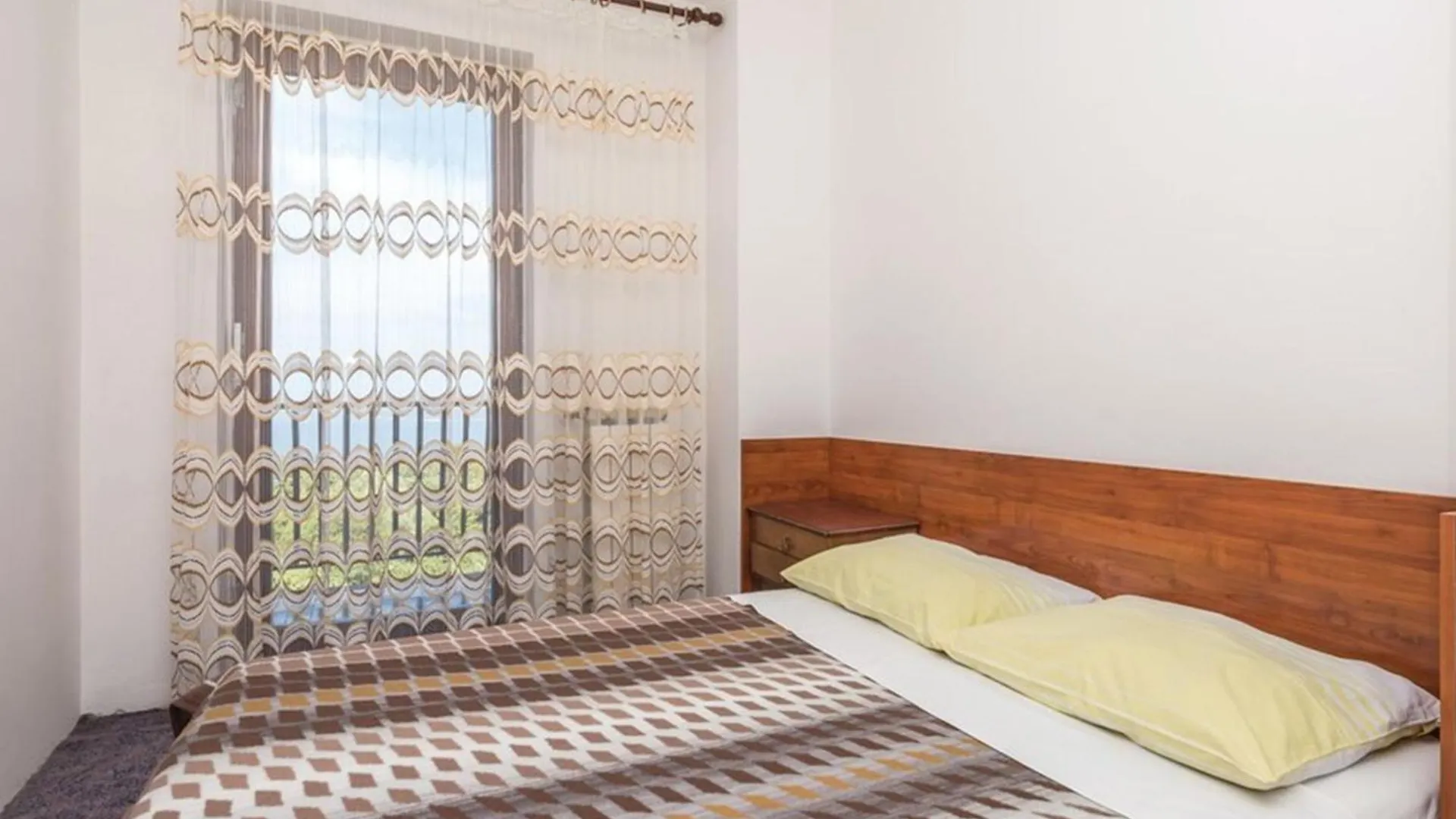 Elegant Brsec Apartments With Sea View